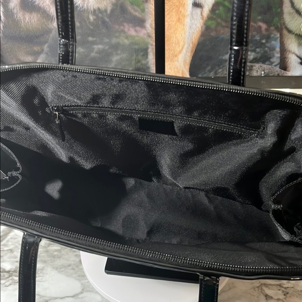 Gucci Black Monogram Tote Bag - Picture 16 of 16